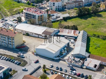 Armazém para Venda em Cartaxo e Vale da Pinta