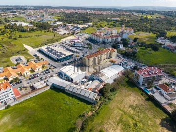 Armazém para Venda em Cartaxo e Vale da Pinta