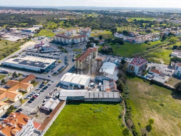Armazém para Venda em Cartaxo e Vale da Pinta