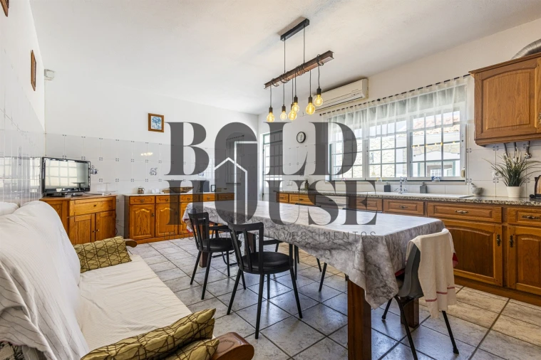 Moradia T5 para Venda em Alcanhões Foto 40