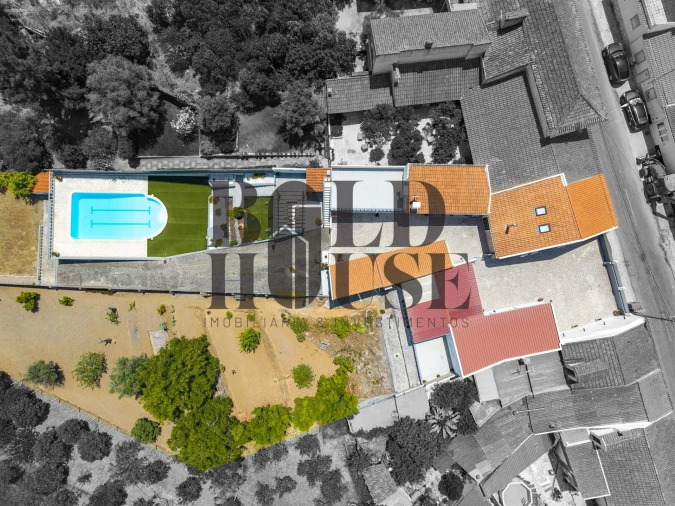 Moradia T5 para Venda em Alcanhões Foto 2