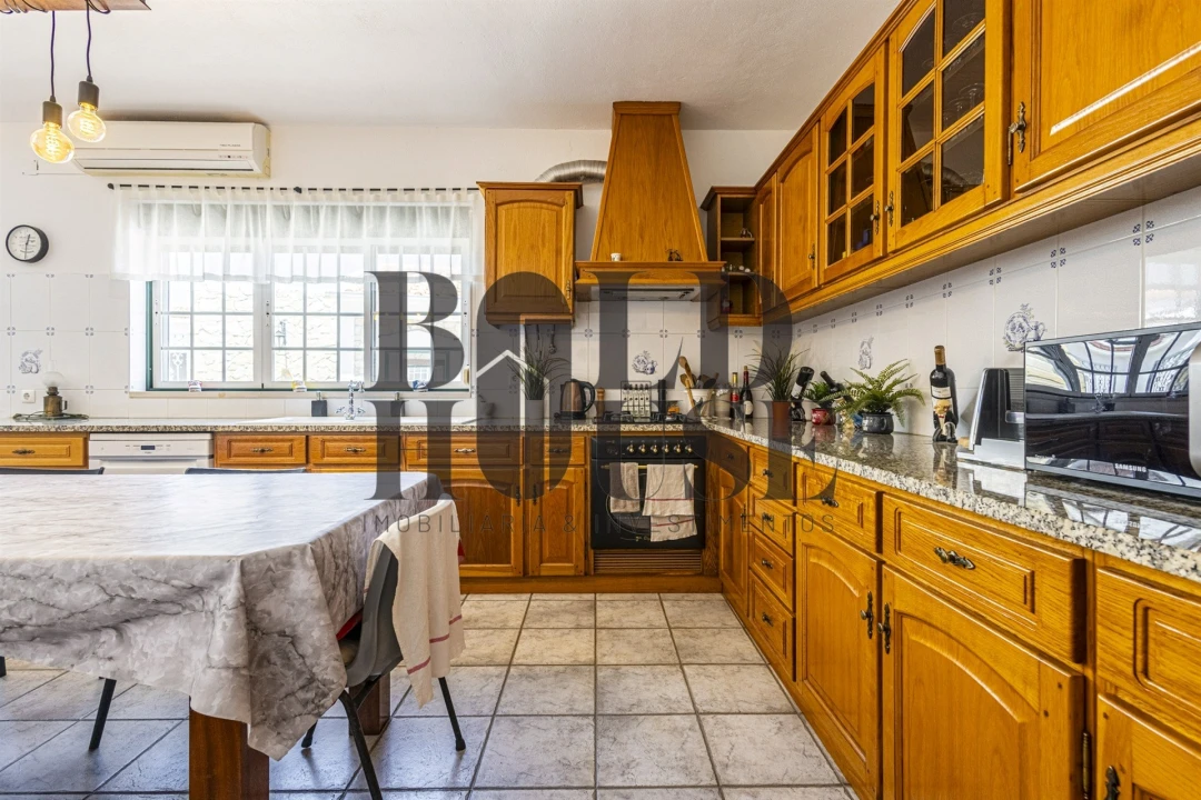 Moradia T5 para Venda em Alcanhões Foto 39