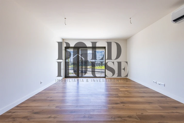 Apartamento T2 para Venda em Santa Clara Foto 6