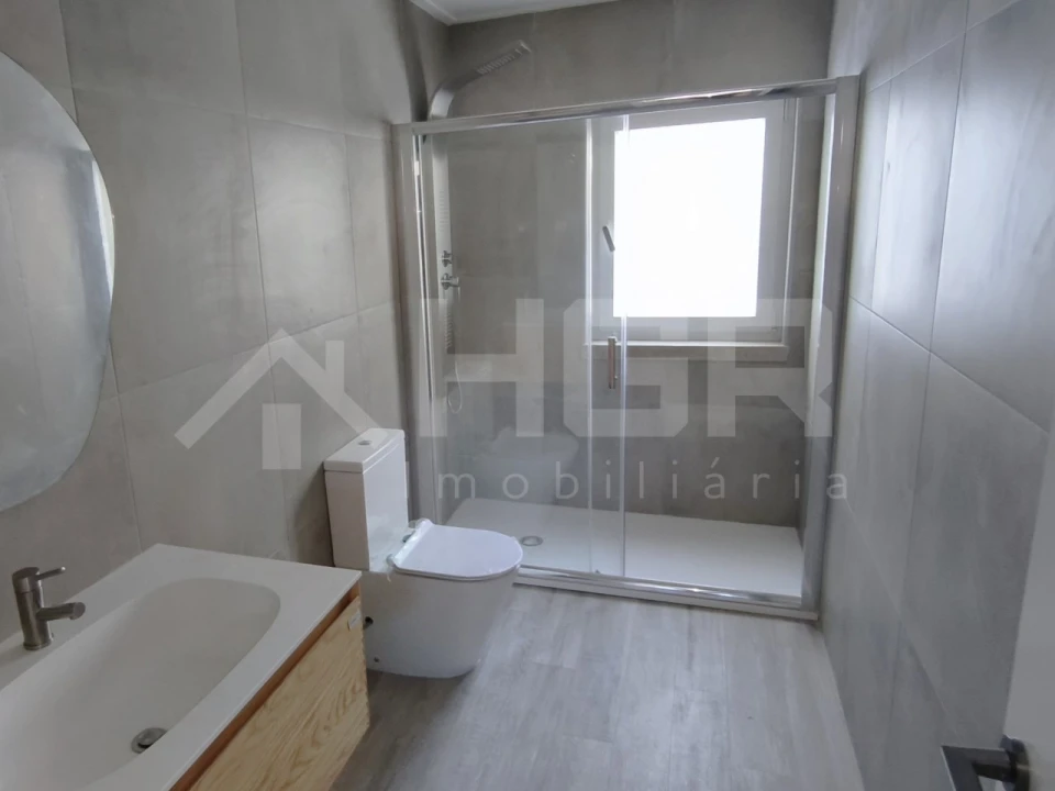 Apartamento T1 para Venda em Alto do Seixalinho, Santo André e Verderena Foto 9