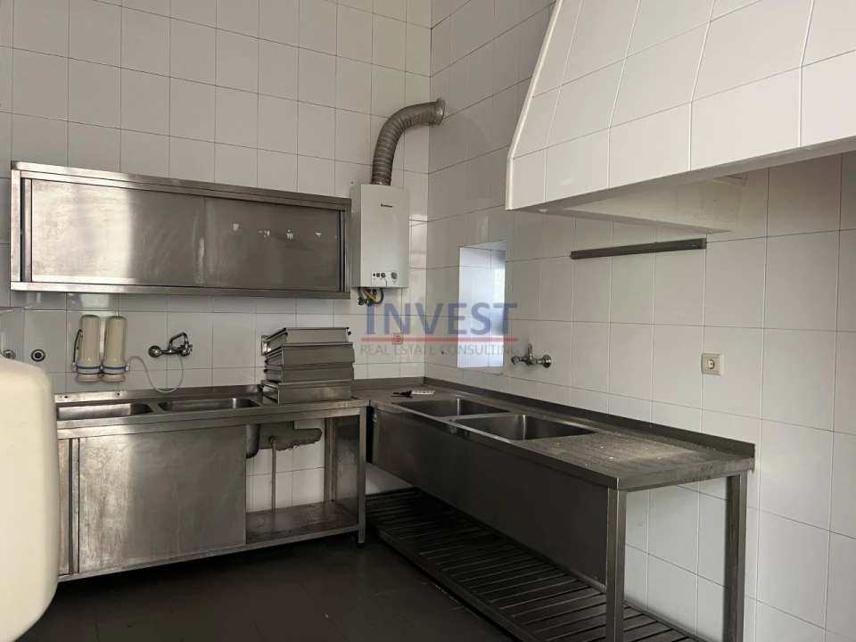 Moradia T6 para Venda em Matosinhos e Leça da Palmeira Foto 13
