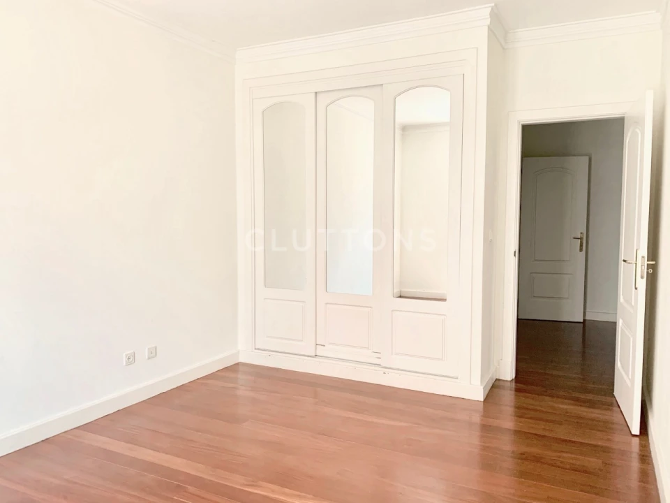 Apartamento T3 para Arrendamento em Santa Maria e São Miguel, São Martinho, São Pedro Penaferrim Foto 13