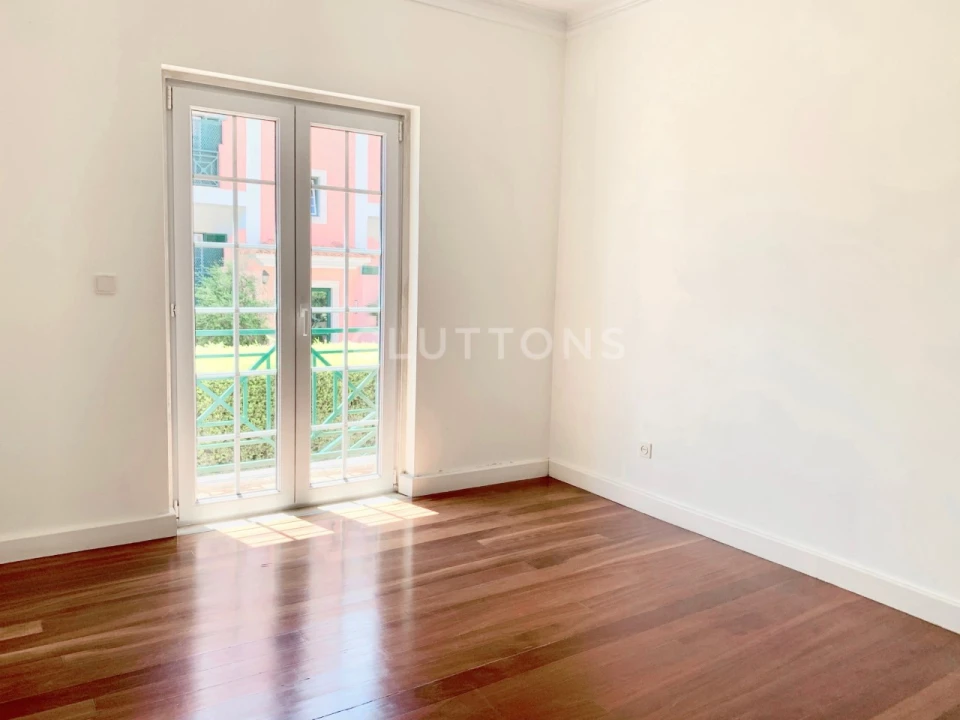 Apartamento T3 para Arrendamento em Santa Maria e São Miguel, São Martinho, São Pedro Penaferrim Foto 15