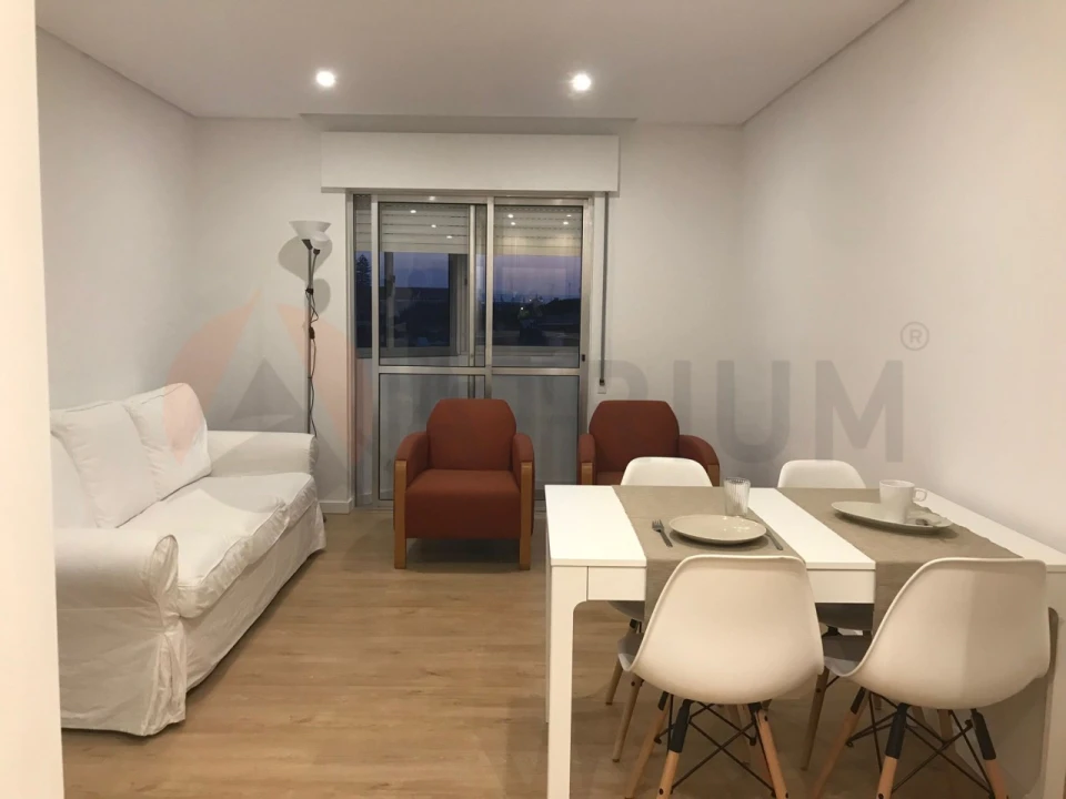 Apartamento T2 para Venda em União das Freguesias de Setúbal Foto 1