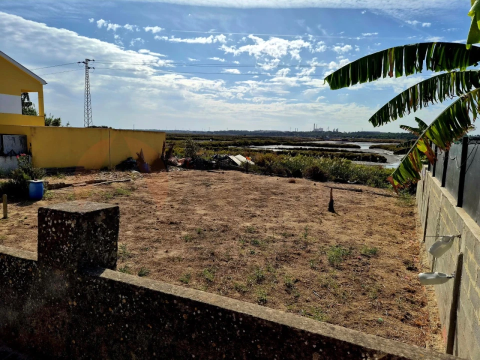 Terreno para Venda em Sado Foto 1