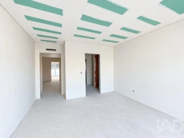 Moradia T3 para Venda em Fernao Ferro