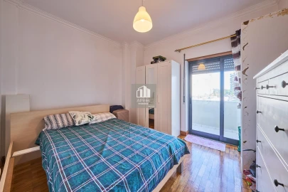 Apartamento T2 para Venda em Laranjeiro e Feijó