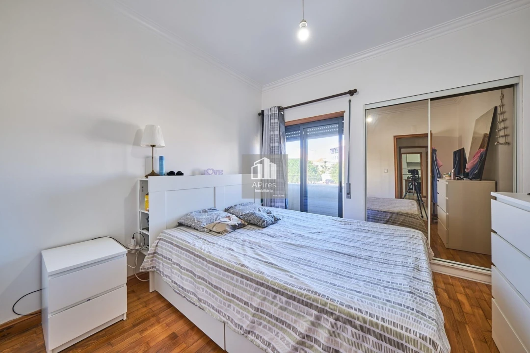 Apartamento T2 para Venda em Laranjeiro e Feijó Foto 19