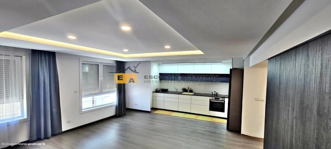 Apartamento T2 para Venda em Paranhos Foto 3