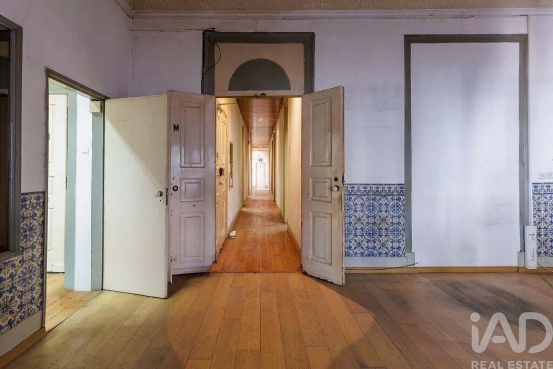Apartamento T7 para Venda em Arroios Foto 2