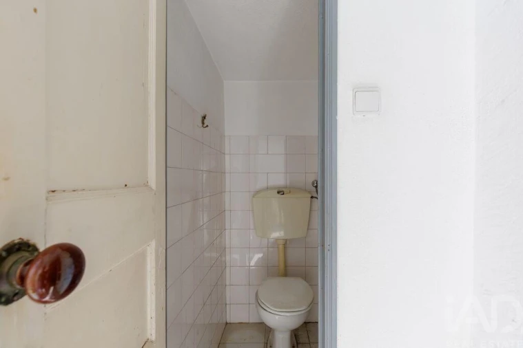 Apartamento T7 para Venda em Arroios Foto 17