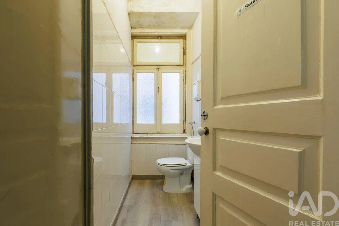 Apartamento T7 para Venda em Arroios Foto 10