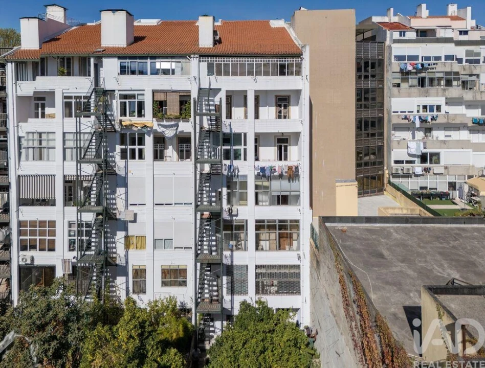 Apartamento T7 para Venda em Arroios Foto 30