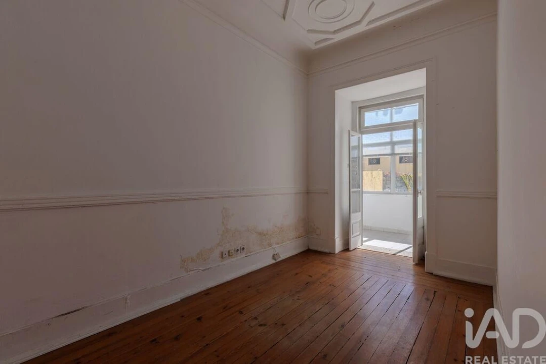 Apartamento T7 para Venda em Arroios Foto 14