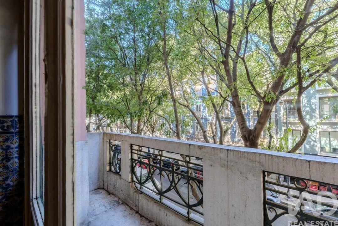 Apartamento T7 para Venda em Arroios Foto 19