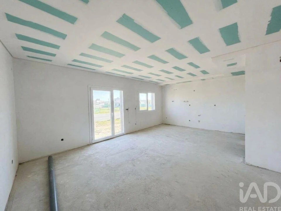 Moradia T4 para Venda em Fernao Ferro Foto 11