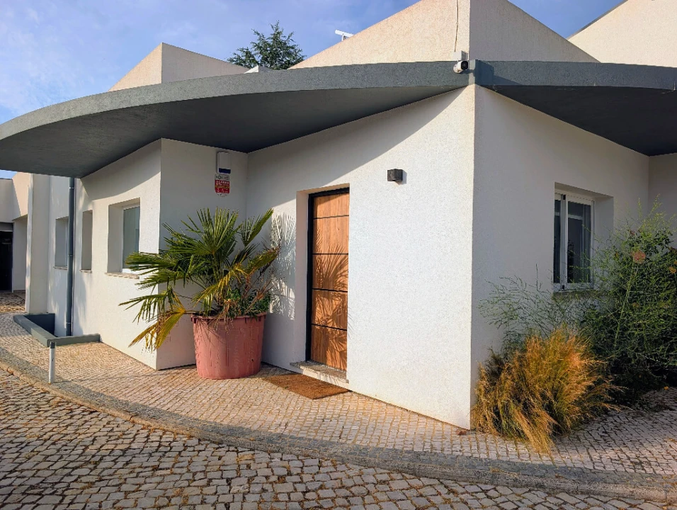 Moradia T4 para Venda em Friúmes e Paradela Foto 27