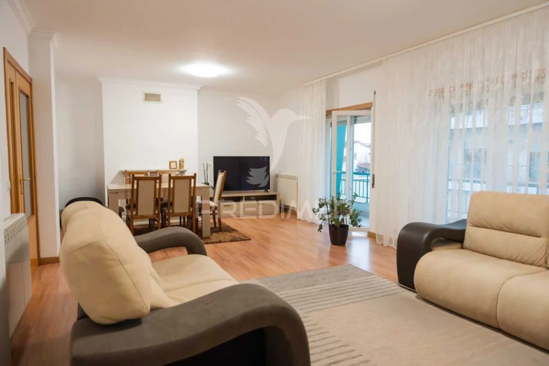Apartamento T3 para Venda em Marinha Grande Foto 4