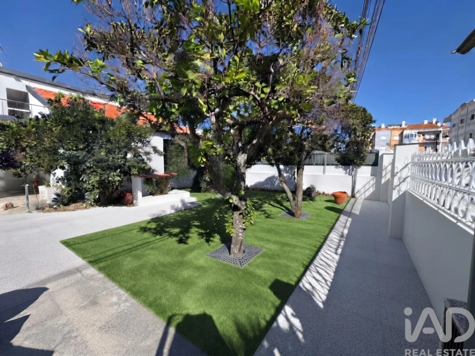 Moradia T3 para Venda em Azeitão (São Lourenço e São Simão) Foto 1