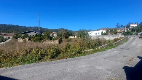Terreno para Venda em Briteiros Santo Estêvão e Donim