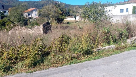 Terreno para Venda em Briteiros Santo Estêvão e Donim