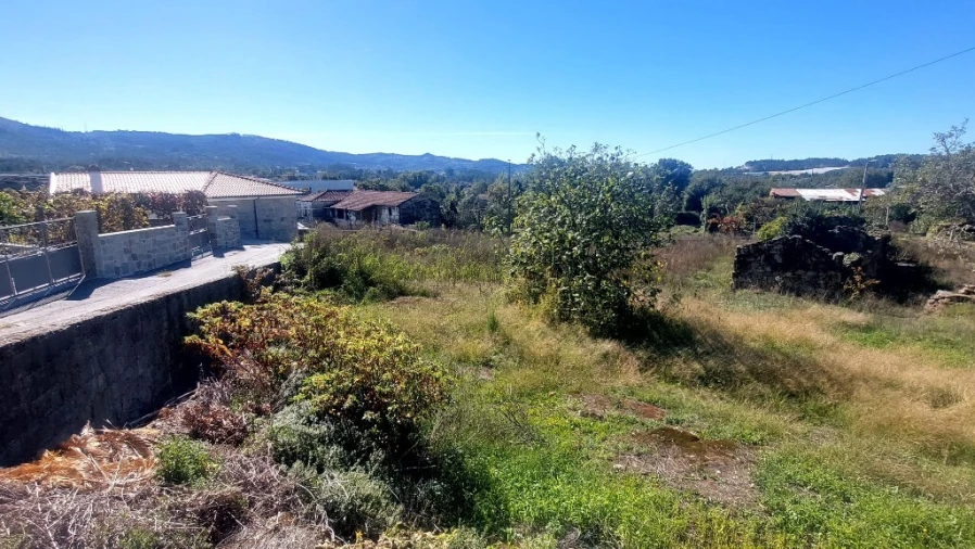Terreno para Venda em Briteiros Santo Estêvão e Donim Foto 7