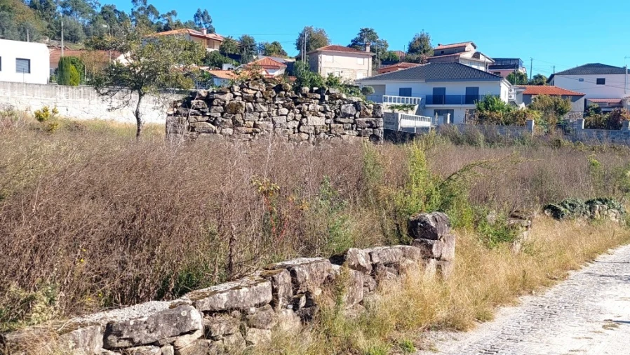 Terreno para Venda em Briteiros Santo Estêvão e Donim Foto 7