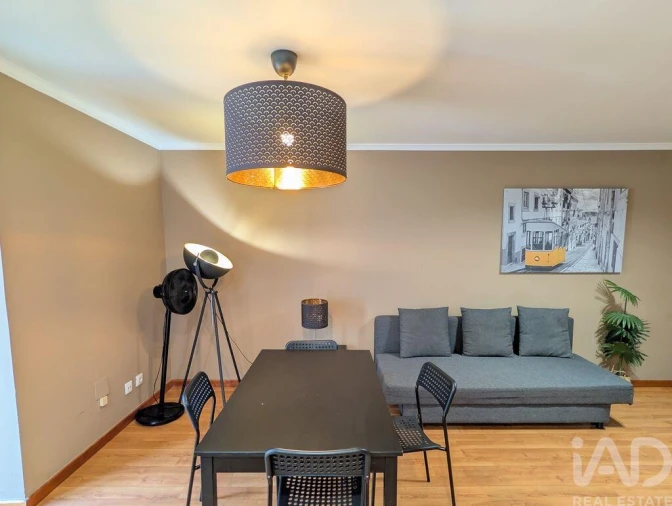 Apartamento T1 para Arrendamento em Misericórdia Foto 3