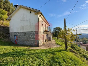 Moradia T2 para Venda em Marrancos e Arcozelo