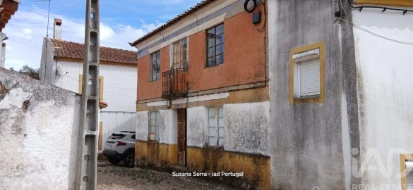 Moradia T3 para Venda em Espírito Santo, Nossa Senhora da Graça e São Simão