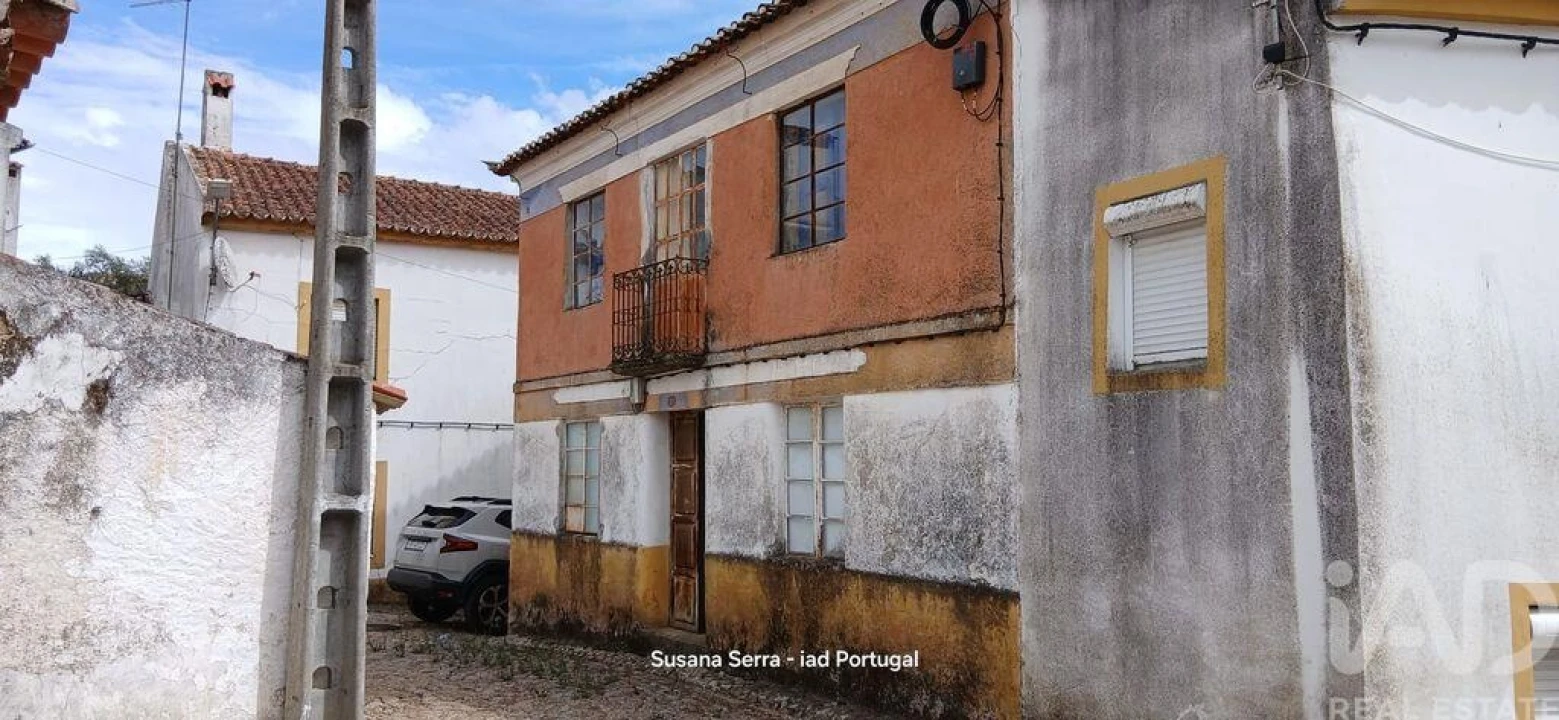 Moradia T3 para Venda em Espírito Santo, Nossa Senhora da Graça e São Simão Foto 3