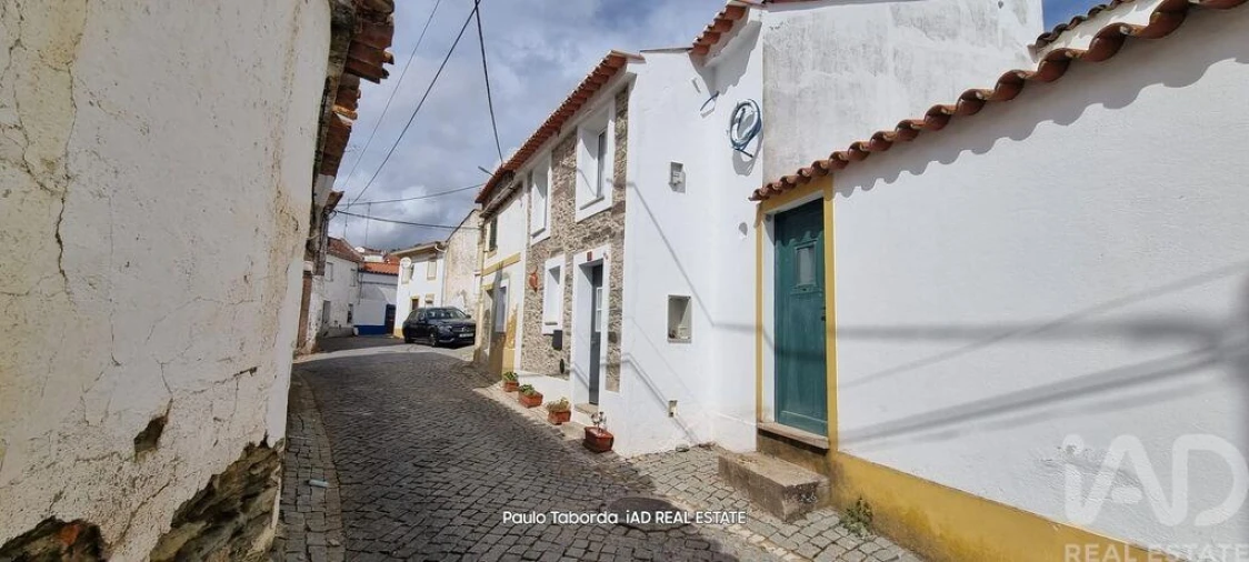 Moradia T3 para Venda em Espírito Santo, Nossa Senhora da Graça e São Simão Foto 6