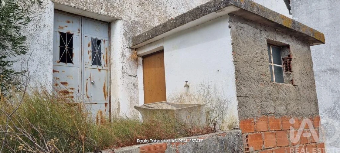 Moradia T3 para Venda em Espírito Santo, Nossa Senhora da Graça e São Simão Foto 27