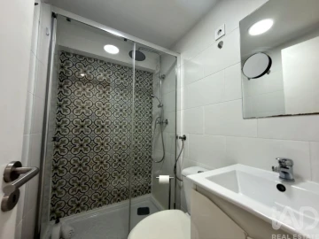 Apartamento T1 para Venda em São Vicente