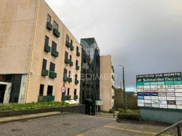Escritório para Venda em Cidade da Maia