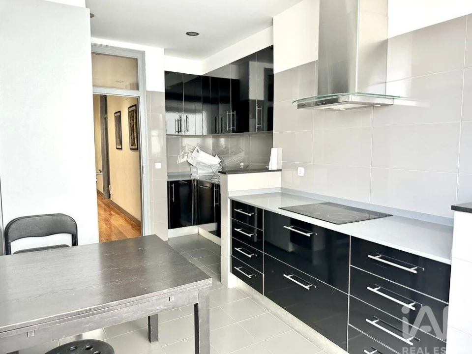 Apartamento T4 para Venda em Arroios Foto 5