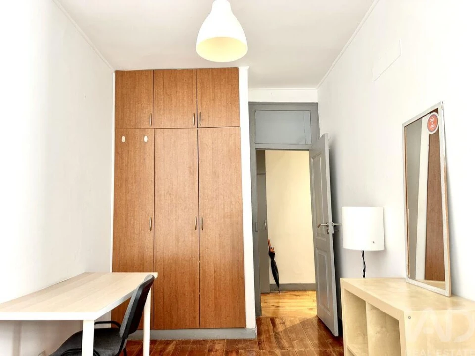 Apartamento T4 para Venda em Arroios Foto 10