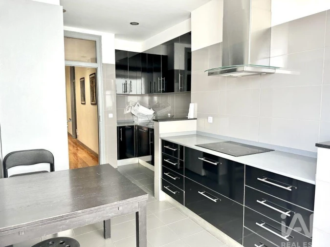 Apartamento T4 para Venda em Arroios Foto 5