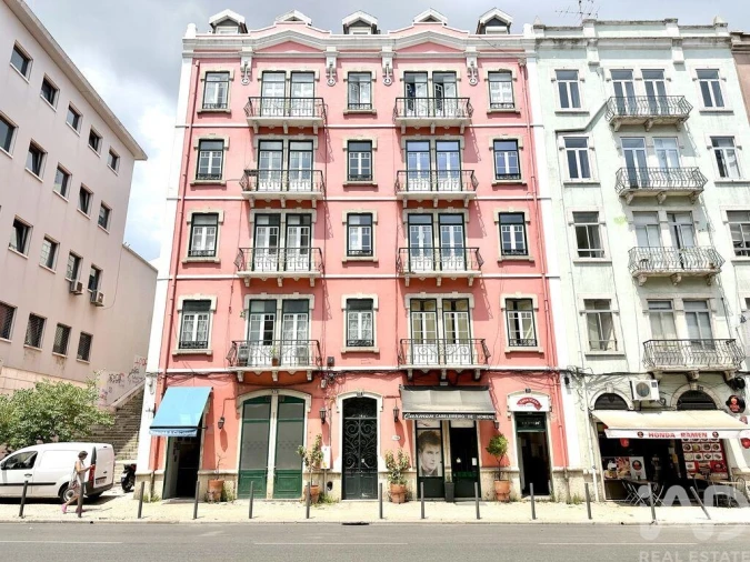 Apartamento T4 para Venda em Arroios Foto 17