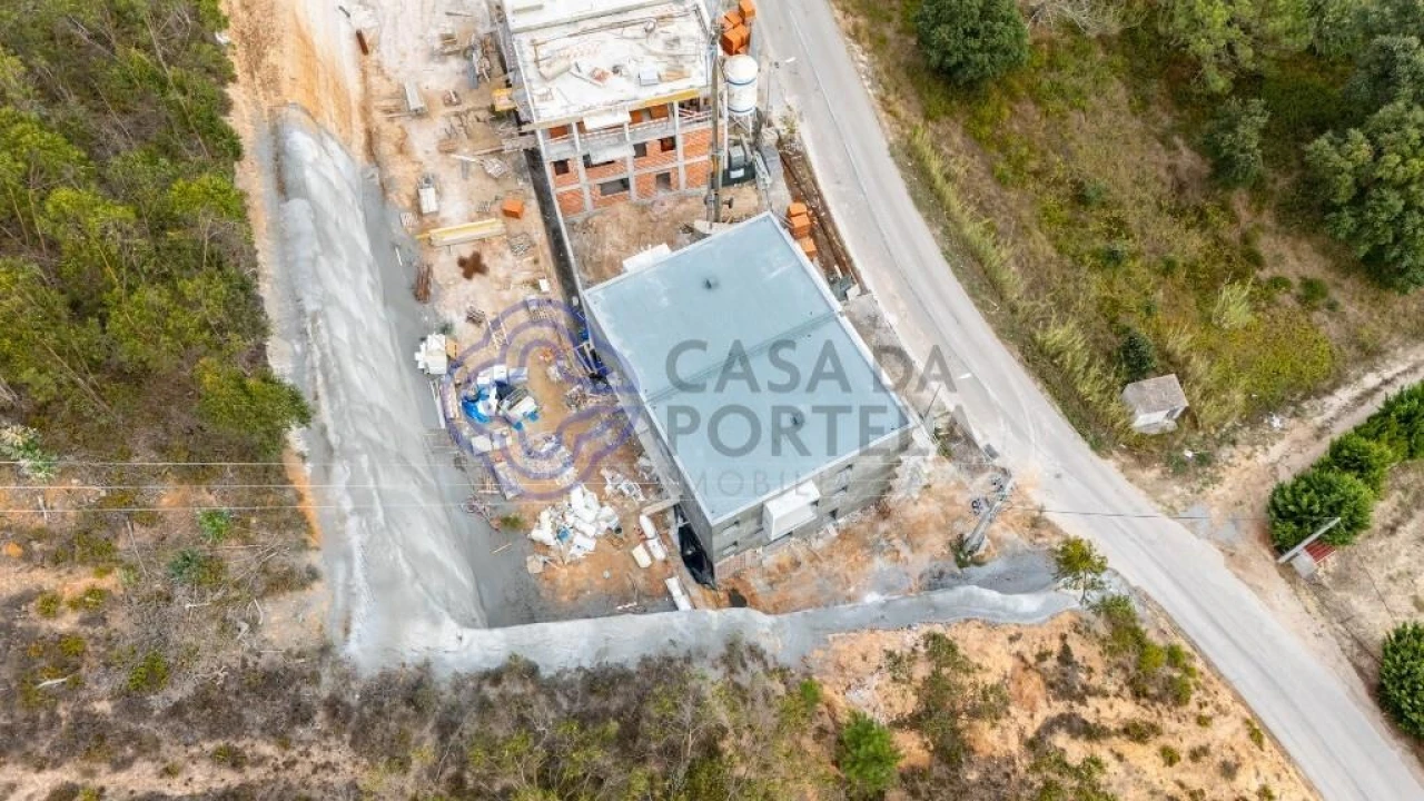Moradia T4 para Venda em Santa Maria, São Pedro e Matacães Foto 44