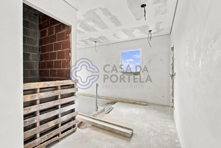 Moradia T4 para Venda em Santa Maria, São Pedro e Matacães Foto 18