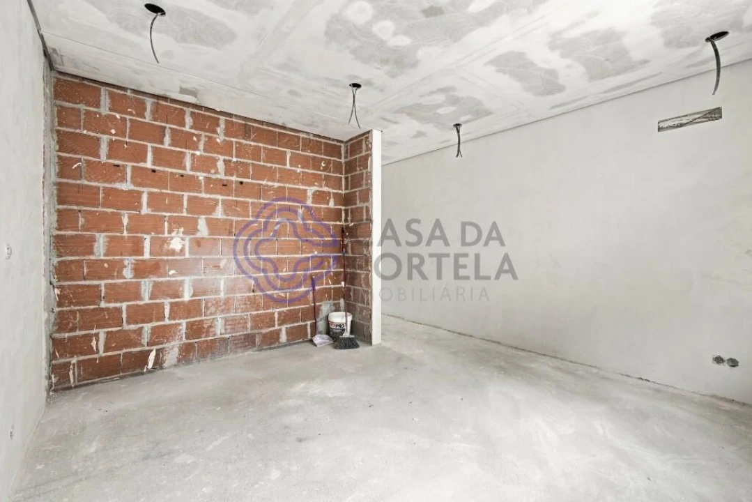 Moradia T4 para Venda em Santa Maria, São Pedro e Matacães Foto 28