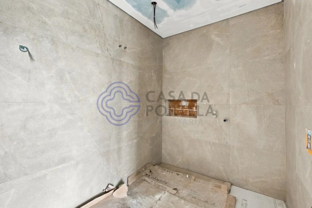 Moradia T4 para Venda em Santa Maria, São Pedro e Matacães Foto 26