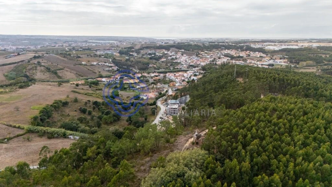 Moradia T4 para Venda em Santa Maria, São Pedro e Matacães Foto 35