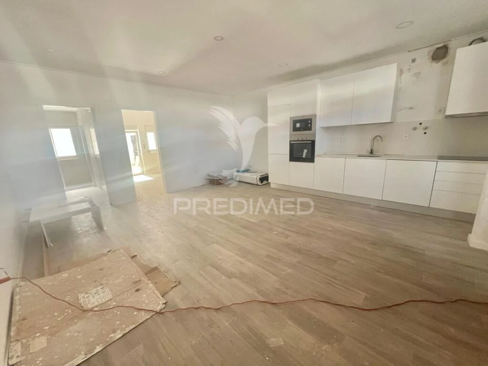Apartamento T1 para Venda em Alto do Seixalinho, Santo André e Verderena Foto 4