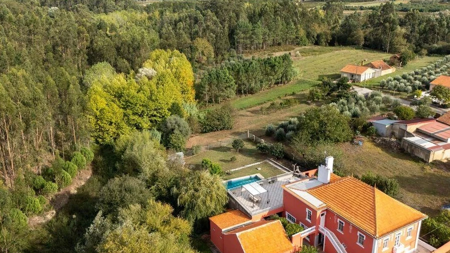 Moradia T5 para Venda em Bustos, Troviscal e Mamarrosa